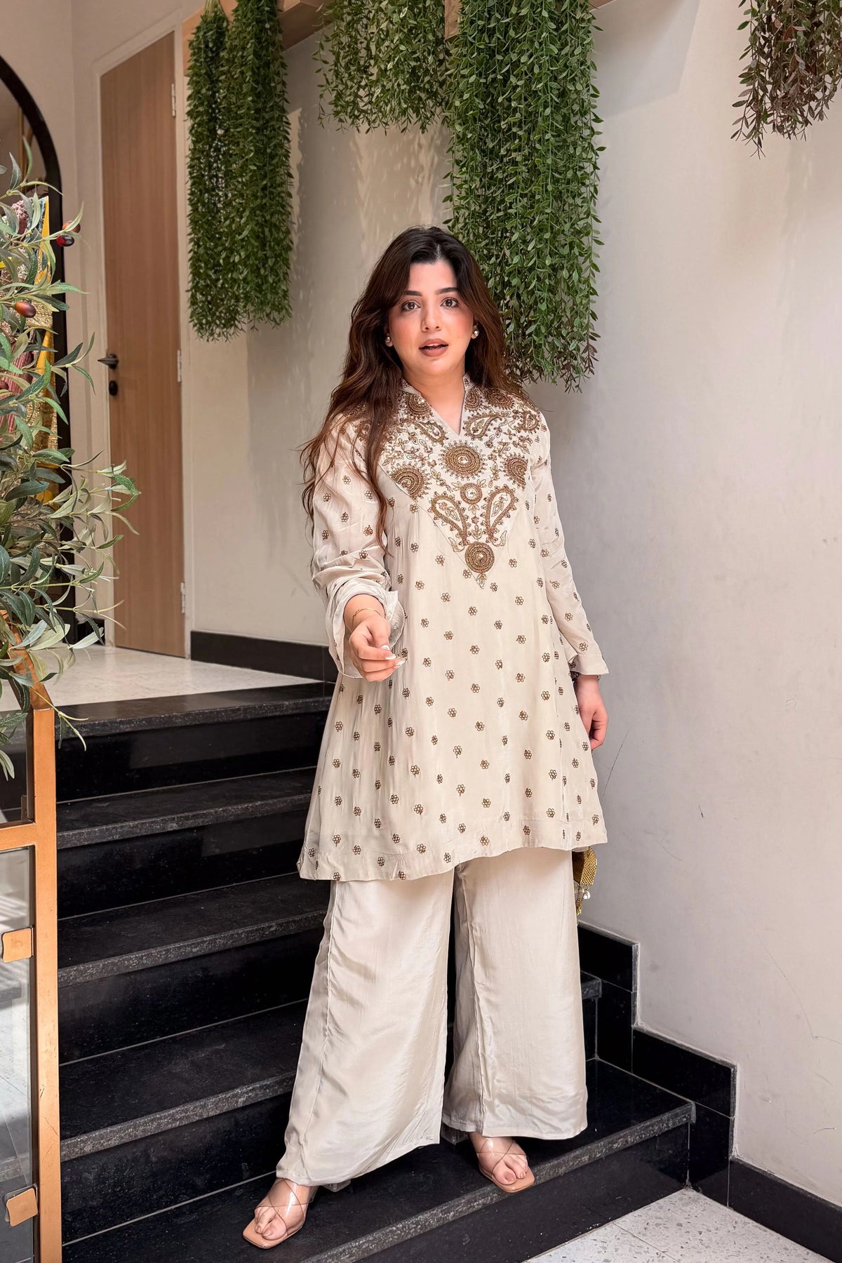 Women's Cream Embroidered Floral Art Silk Ethnic Kurta Set with Pants