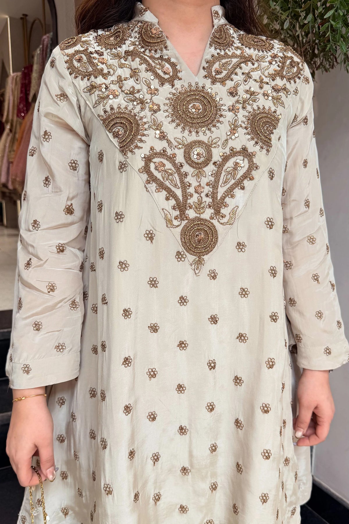 Women's Cream Embroidered Floral Art Silk Ethnic Kurta Set with Pants